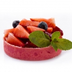 Клубничная тарталетка на заказ