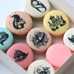 Макаруны с фотопечатью «Вензель» на заказ