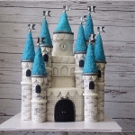 Торт детский «Рыцарский замок» на заказ