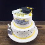Торт на выпускной «Любимая гимназия» на заказ