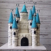 Торт детский «Рыцарский замок» на заказ