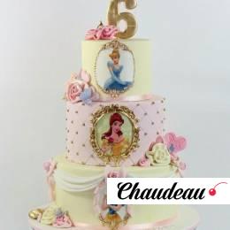 Торт с принцессами Disney «Подружки» фото 1 Торт с принцессами Disney «Подружки» на заказ