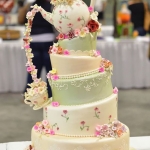 Гравитационный торт «Чаепитие» на заказ