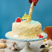 Гравитационный торт «Песочница» на заказ