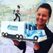 Торт в виде машины «Газпром» на заказ