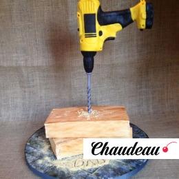 Гравитационный торт «Перфоратор» фото 1 Гравитационный торт «Перфоратор» на заказ