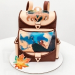 Торт в виде рюкзака «Король Лев» на заказ