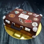 Торт на заказ «Чемодан путешественника» на заказ