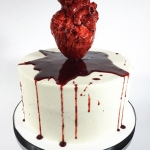 Торт «Разбитое сердце» на заказ