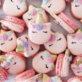 Макаруны в коробке «Единорожки» на заказ