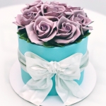 Торт для женщины «Для милых дам» фото 1 Торт для женщины «Для милых дам» на заказ