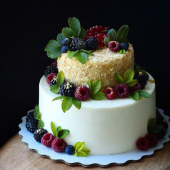Торт с ягодами «Нежность» на заказ