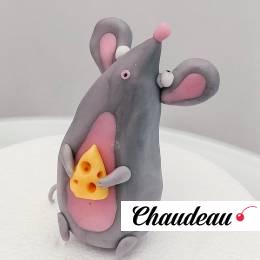 Фигурка на торт «Счастливый Мышонок» фото 1 Фигурка на торт «Счастливый Мышонок» на заказ