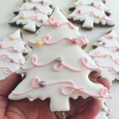 Имбирный пряник «Елочка нежная» на заказ