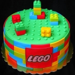 торт для мальчика в стиле лего