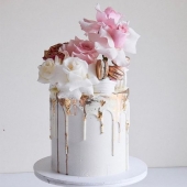 Торт на день рождения «Цветочная фантазия» на заказ