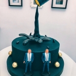 Антигравитационный торт «Нефть»