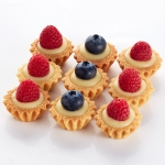 Пирожное мини «Тарталетка с ягодой»  