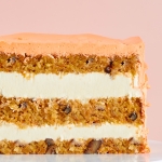 Половинка торта «Морковный с сырным кремом и грецким орехом» 1 кг.