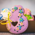 имбирный пряник в форме восьмерки большой