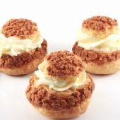 Профитроль со сливочно-творожным кремом 