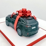 Торт в виде машины «Инфинити»