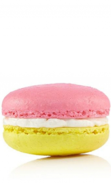 Макаронс Апельсиновый с малиной