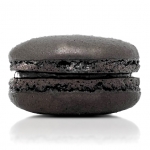 Черный Макаронс с чернилами каракатицы 