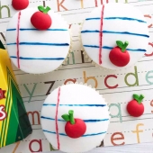 Капкейки «Школьные» на заказ