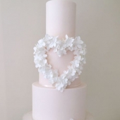 Торт «Белоснежное сердце» на заказ