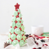 Новогодняя ёлка из безе