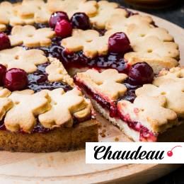 Пирог баварский вишневый с творожным кремом