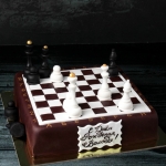 торт на день рождения в виде шахматной доски