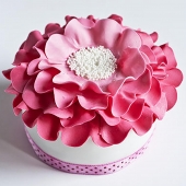 торт в форме цветка