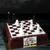 торт на день рождения в виде шахматной доски