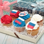 капкейки на 23 февраля с флагом россии