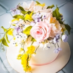 торт на 8 марта с розами