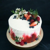 торт на 8 марта с ягодами